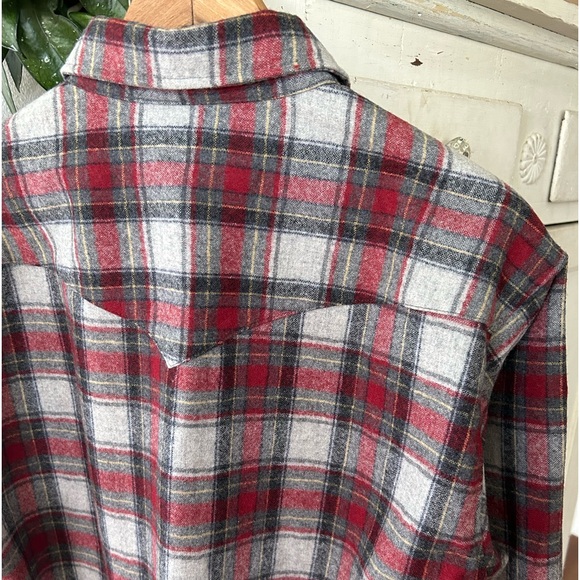 Pendleton | Men’s red/grey Canyon Plaid Western button down shirt, pockets, sz L - Picture 11 of 16